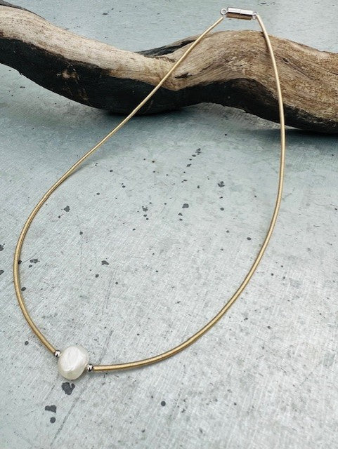 Joy Necklace - Gold with White Pearl