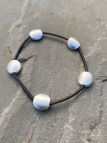 Ipsos Stretch Bracelet - Hematite