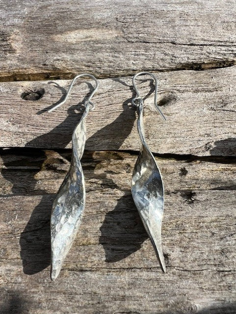 Pewter Hammered Twist Earrings - Silver