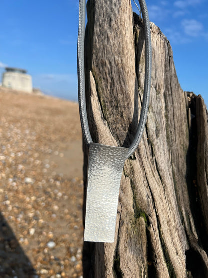 Echo Necklace Short - Dark Grey Nappa Leather